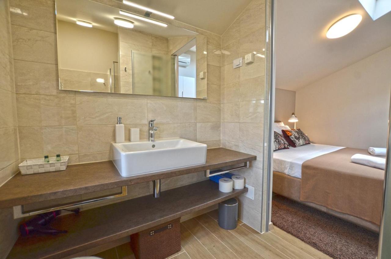 באלה App & Rooms Juraga מראה חיצוני תמונה